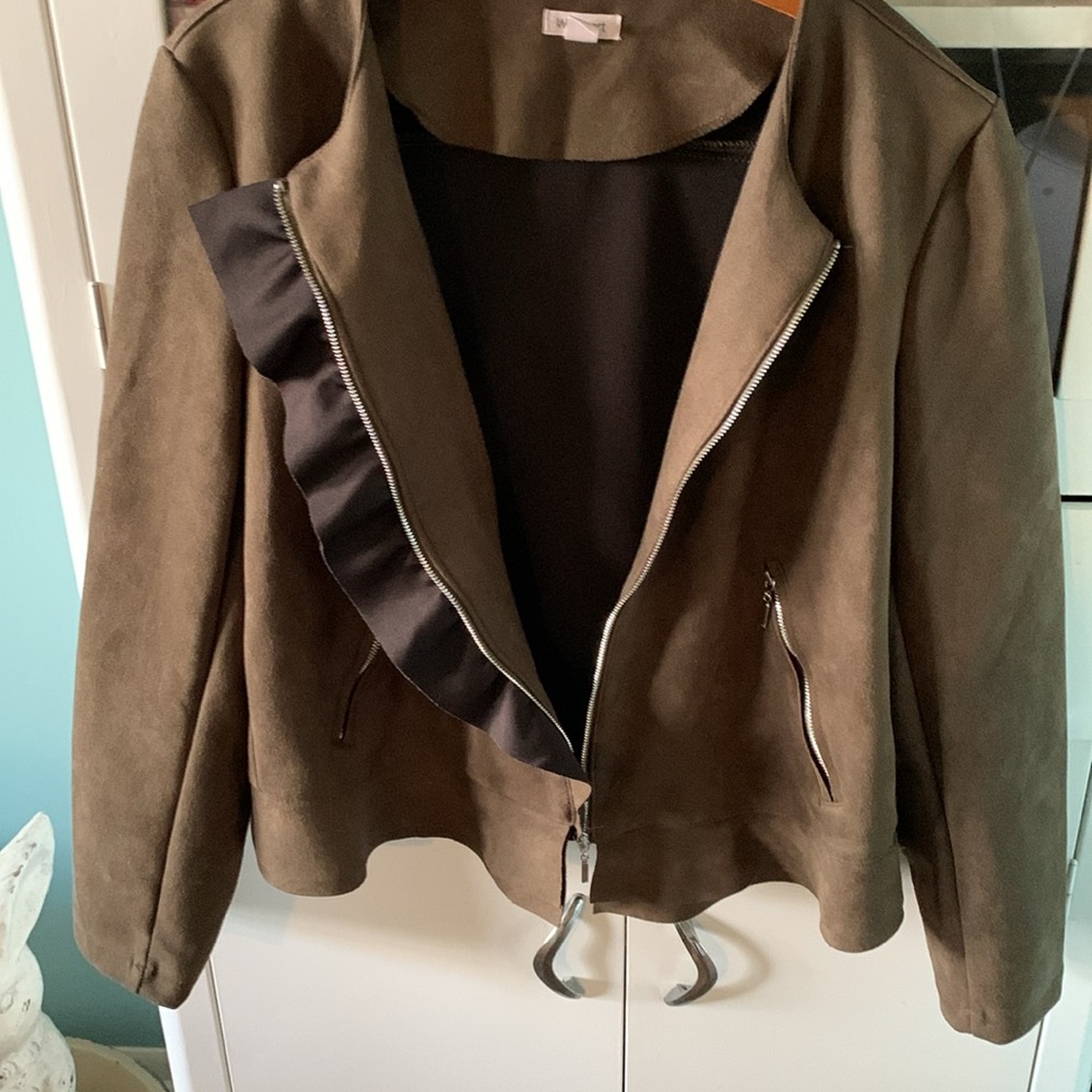 Westport sz XL moto jacket zip front suede feel euc ruffle - Picture 5 of 6